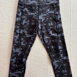 ZYIA Black and Gray Camouflage Leggings